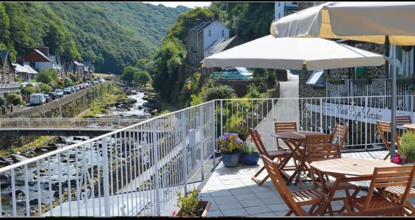 林茅斯东林之家旅馆住宿加早餐旅馆 外观 照片